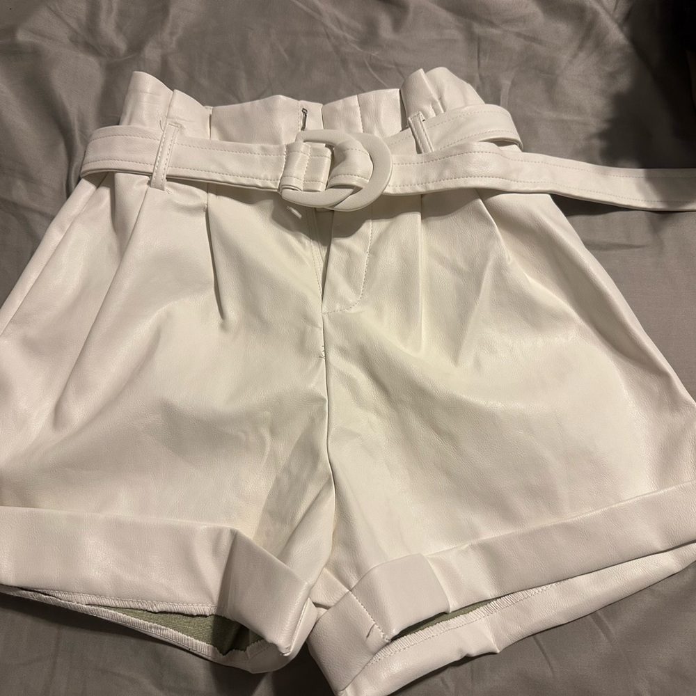 White High Waist Shorts